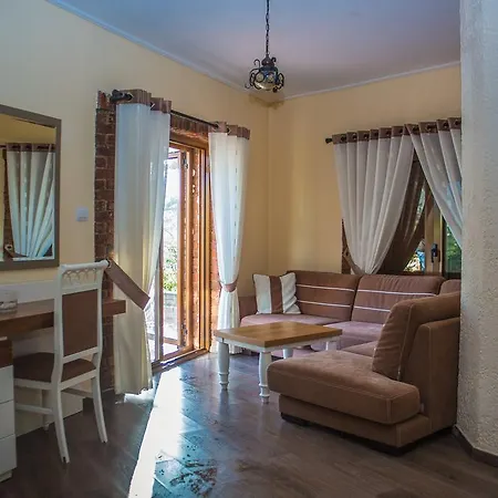 Hotel Livia 3*